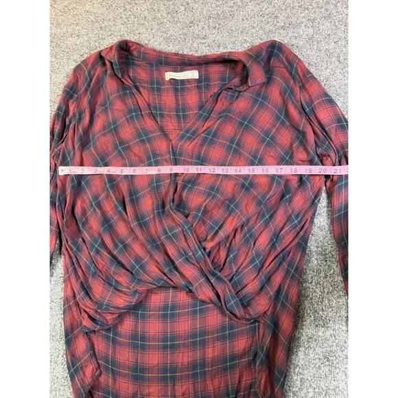 Abercrombie & Fitch Shirt Medium Twist Front Hi Low Hem Red Plaid Long Sleeve - Picture 7 of 11